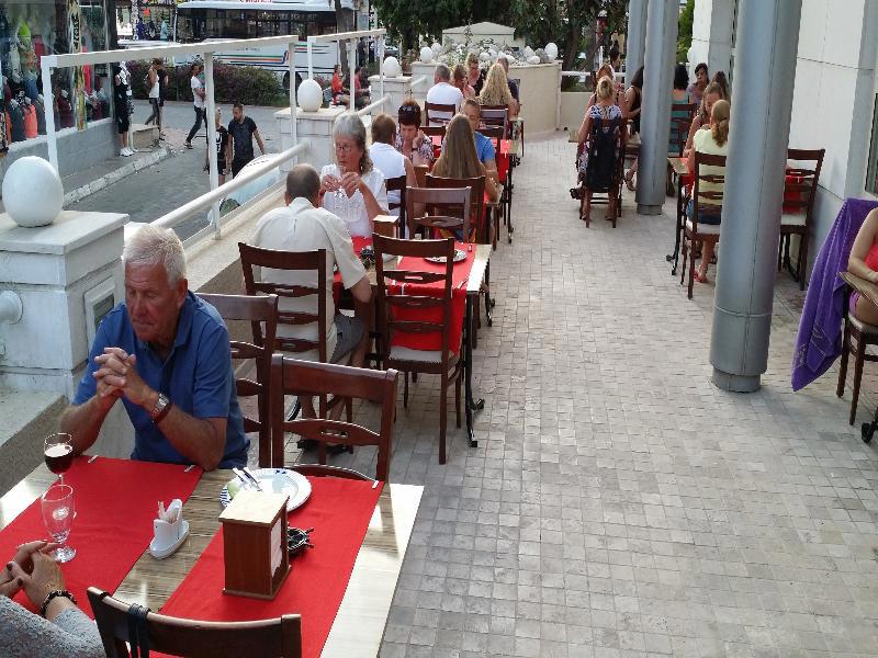 Almena Hotel fotoğrafı