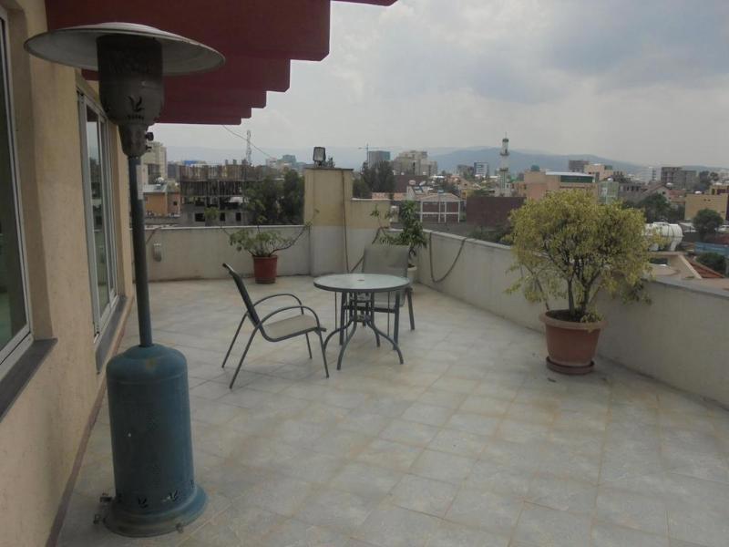 Adot Tina Hotel