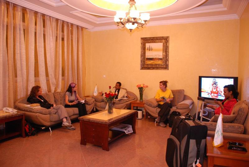Adot Tina Hotel