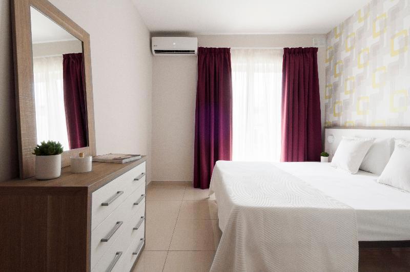 Blubay Apartments By St Hotels