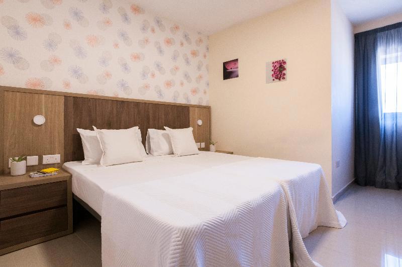 Blubay Apartments By St Hotels