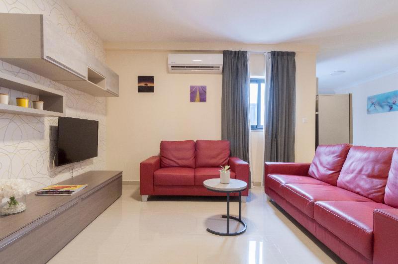 Blubay Apartments By St Hotels