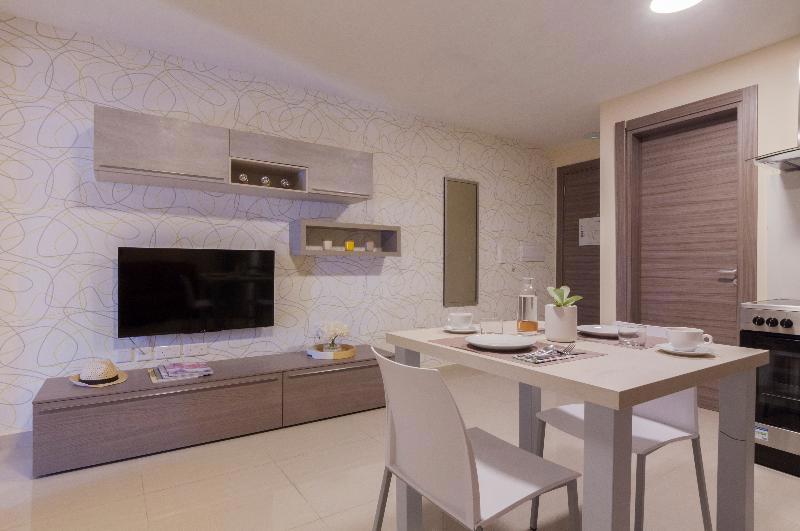 Blubay Apartments By St Hotels