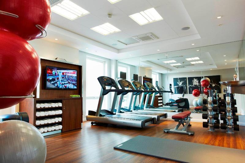 Courtyard By Marriott Aberdeen Airport
