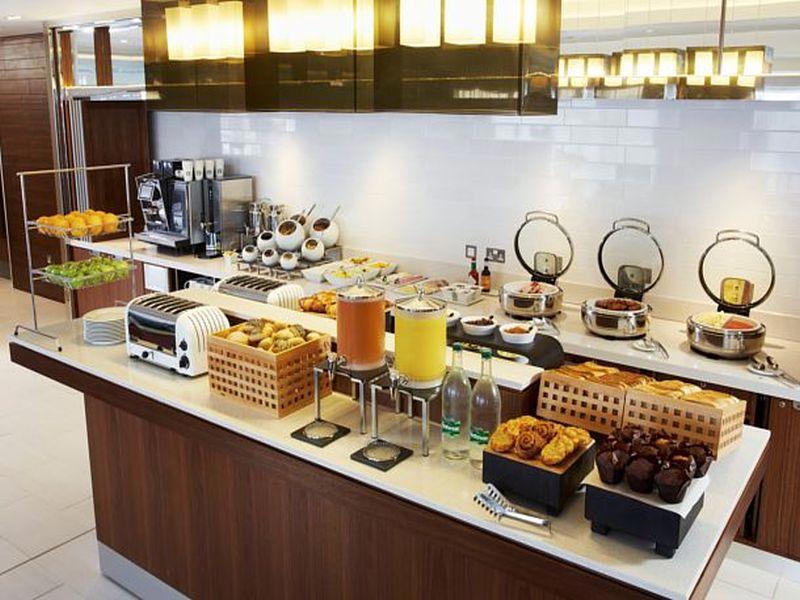 Courtyard By Marriott Aberdeen Airport