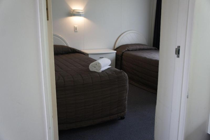 Airport Gold Star Motel
