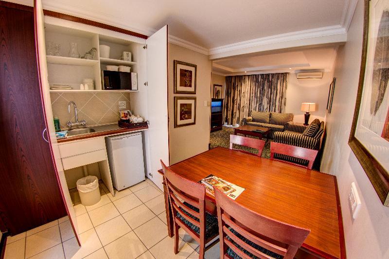 Courtyard Hotel Sandton