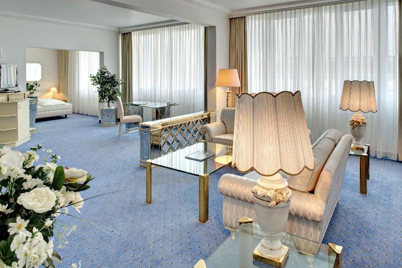 La Strada Hotel galeri fotoğrafı
