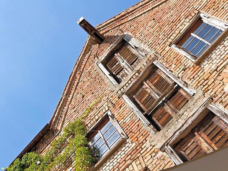 Hotel Restaurant Gruner Baum und Altes Tor galeri fotoğrafı