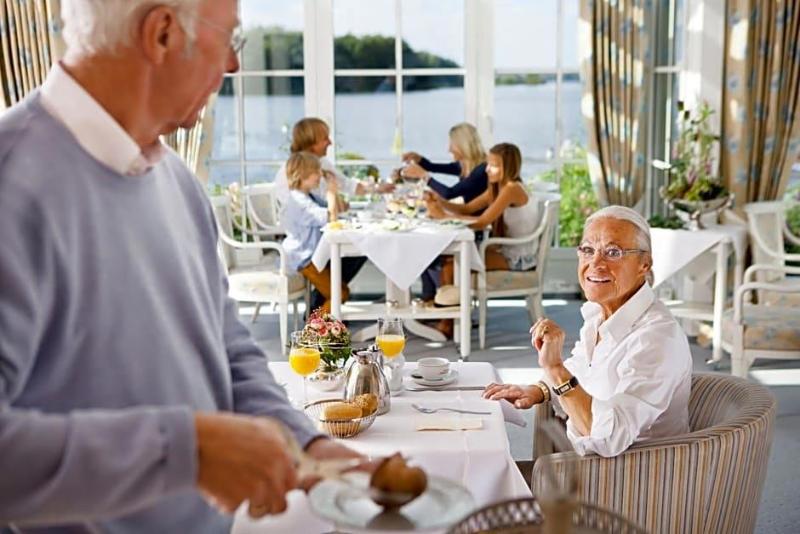 Strauers Hotel am See galeri fotoğrafı