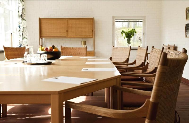 Ekebacken Hotell & Konferens