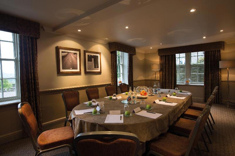 Wood Hall Hotel And Spa