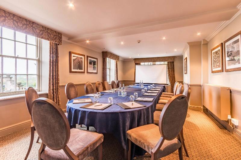 Wood Hall Hotel And Spa