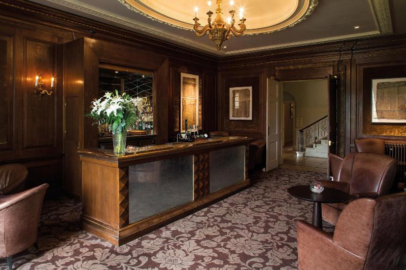 Wood Hall Hotel And Spa