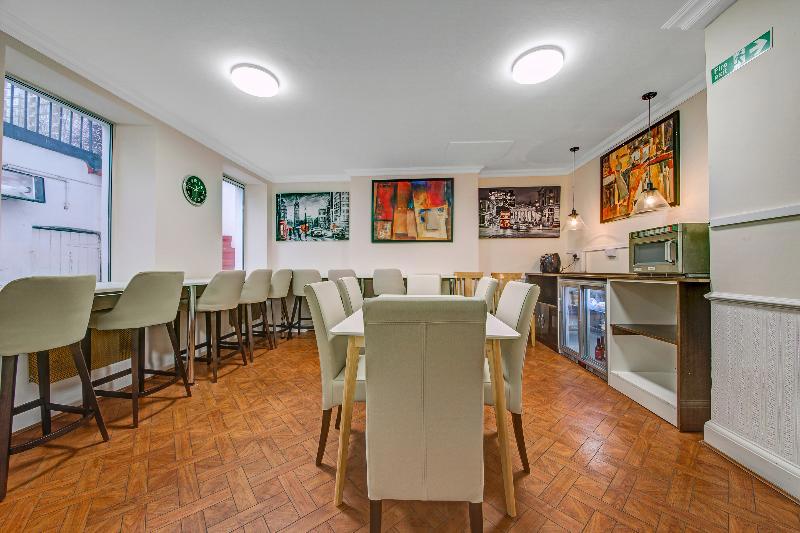 OYO London 24 Sussex