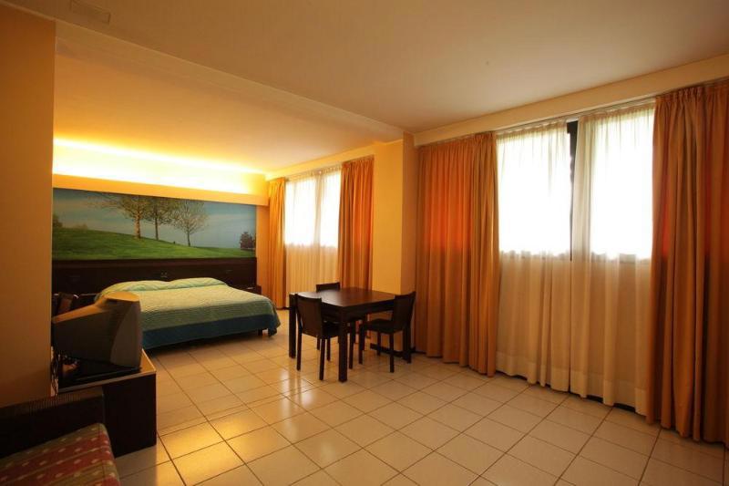 Hotel Pineta galeri fotoğrafı