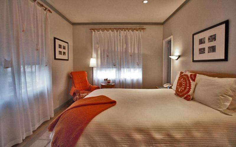 Double room Queen bed