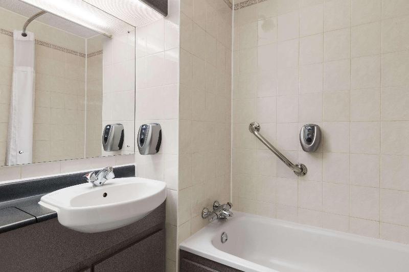 Days Inn By Wyndham Maidstone