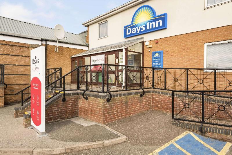 Days Inn By Wyndham Watford Gap