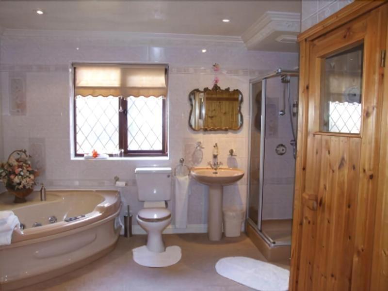 Cotswold House