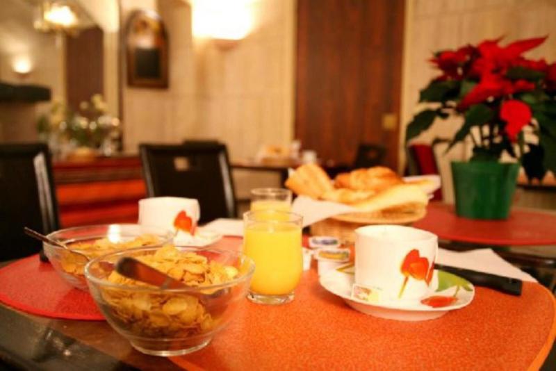 Hotel Almarine Eiffel by Malone