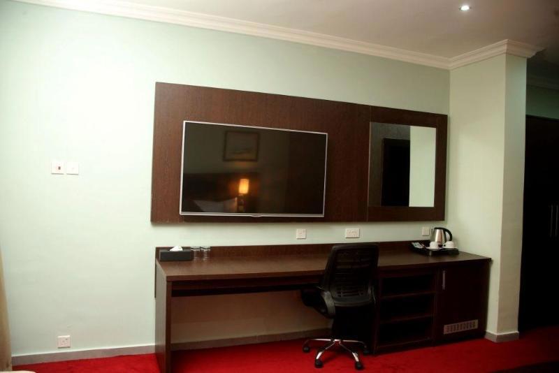 Best Western Plus Elomaz Hotel
