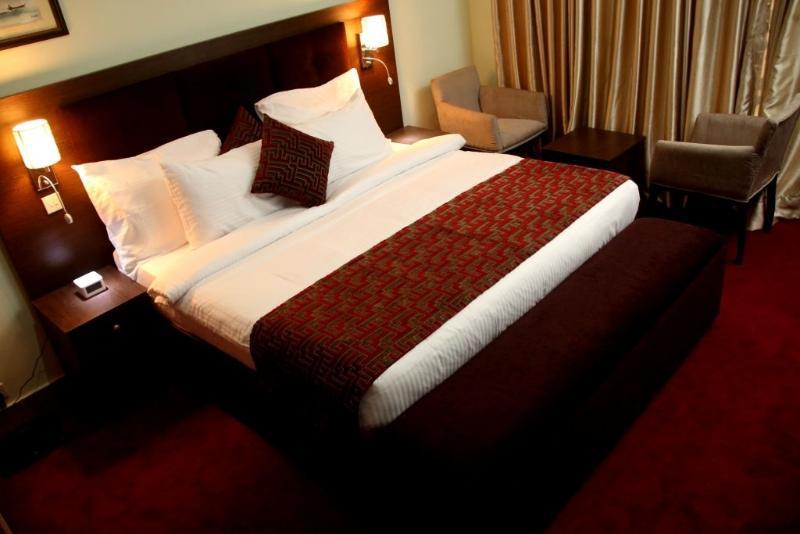 Best Western Plus Elomaz Hotel