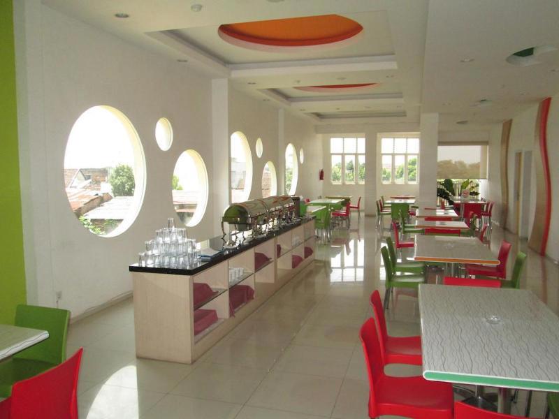 Dewarna Sutoyo Malang