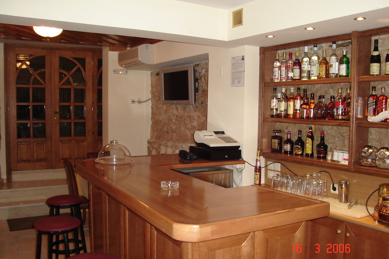 Kentrikon Hotel