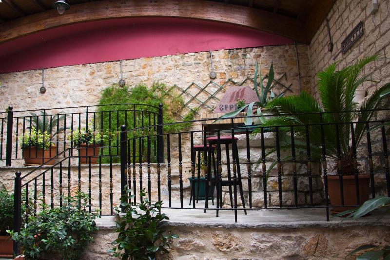 Kentrikon Hotel