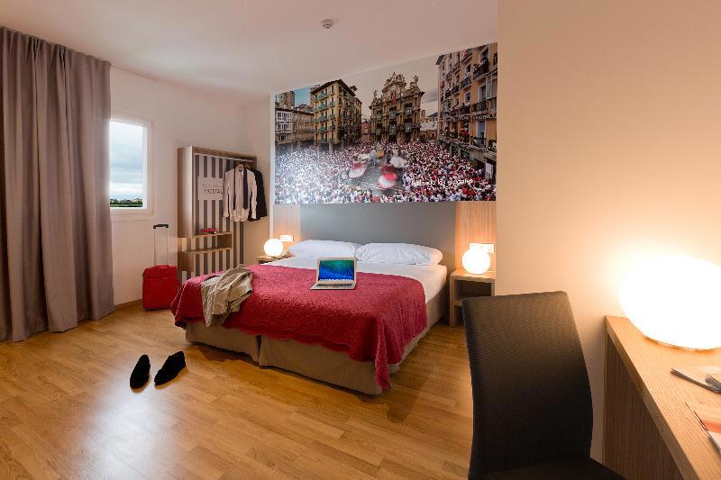 Iraipe Pamplona Hostal