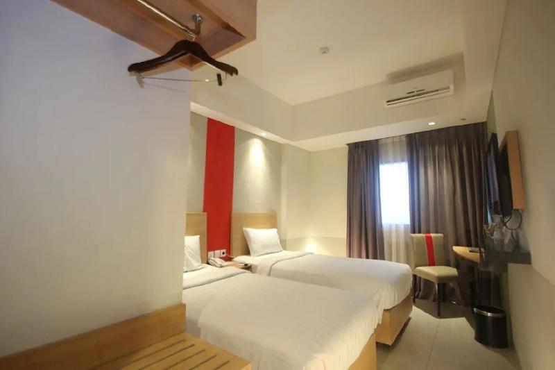 @Hom Simpang Lima Semarang