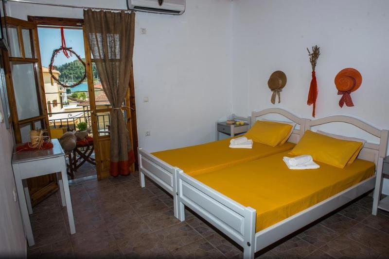 Summer Bed Nydri