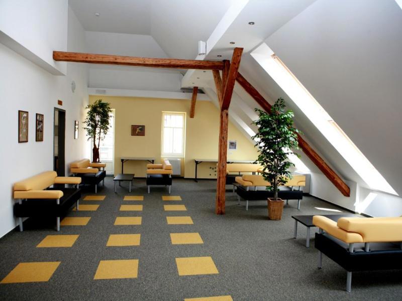 Hotel Center