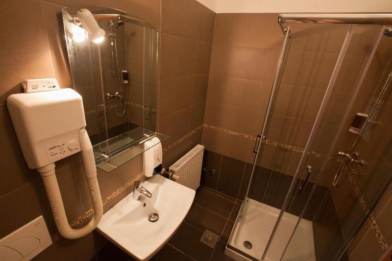 Hotel Center