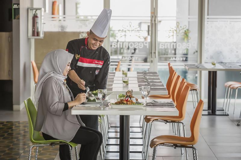 Khas Tegal Hotel
