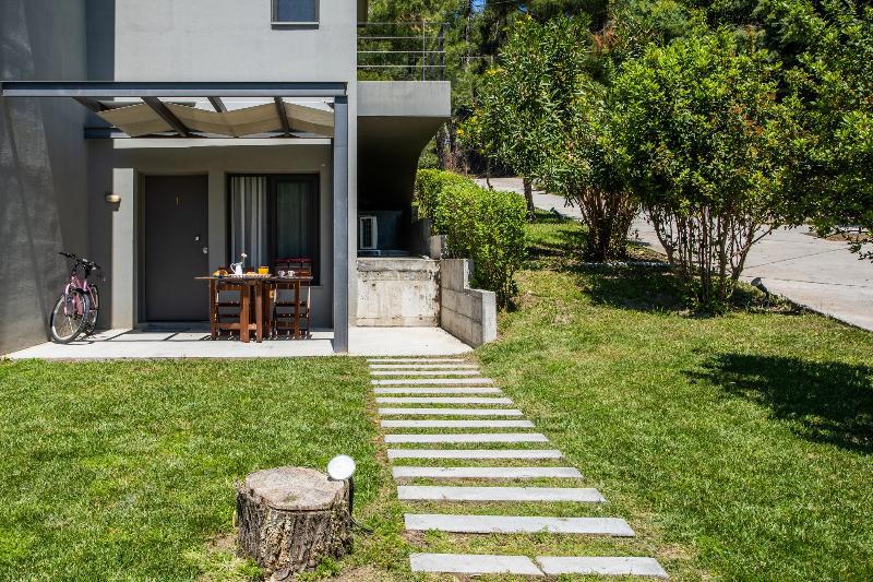 Sani Woods Apartments galeri fotoğrafı