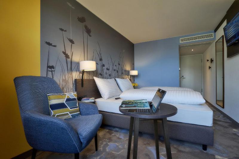 Hwest Hotel Hall