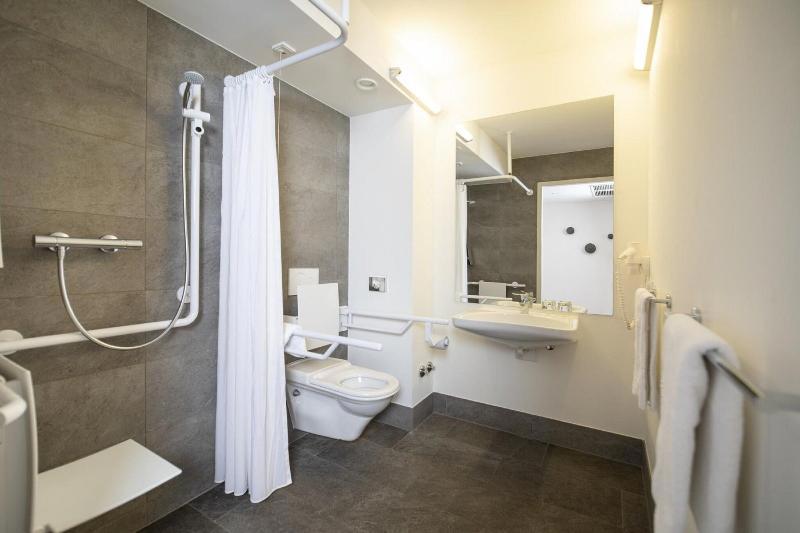 Hwest Hotel Hall