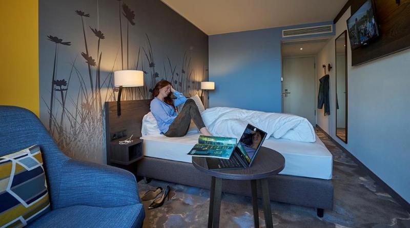 Hwest Hotel Hall