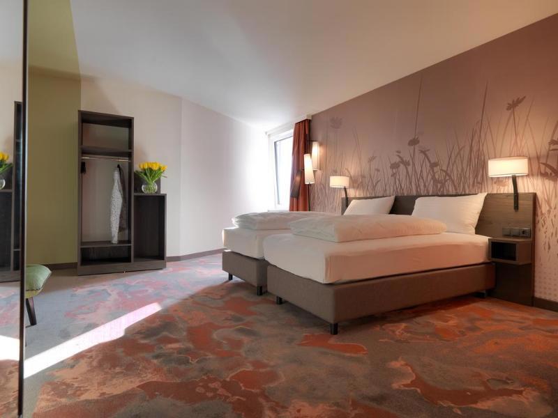 Hwest Hotel Hall