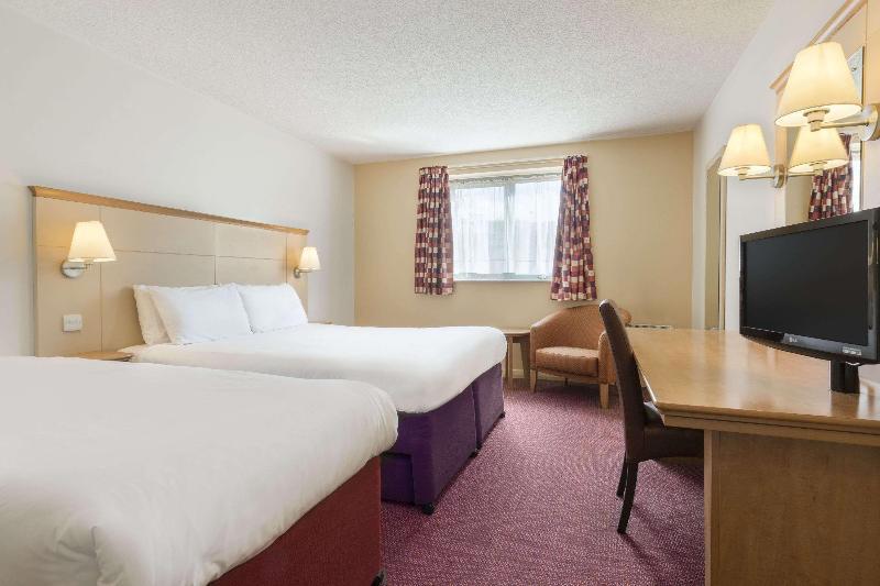 Days Inn By Wyndham Winchester M3