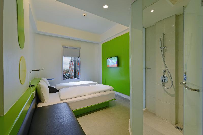 Pop! Hotel Solo