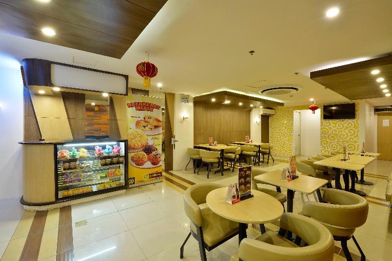 Hotel 99 Monumento Caloocan