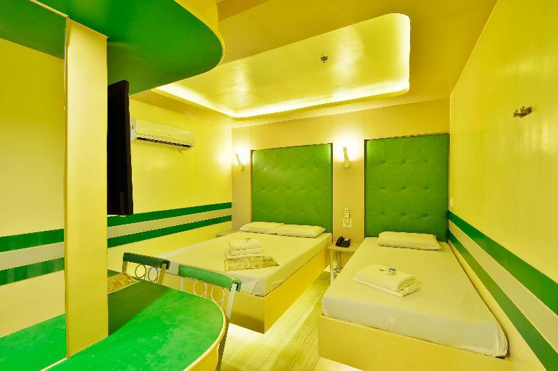 Hotel 99 Monumento Caloocan