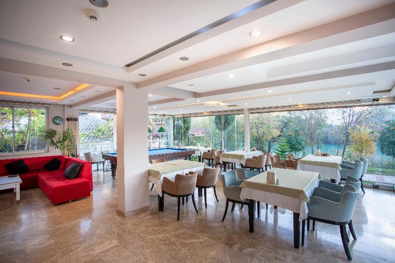 The Sansa Hotel & Spa