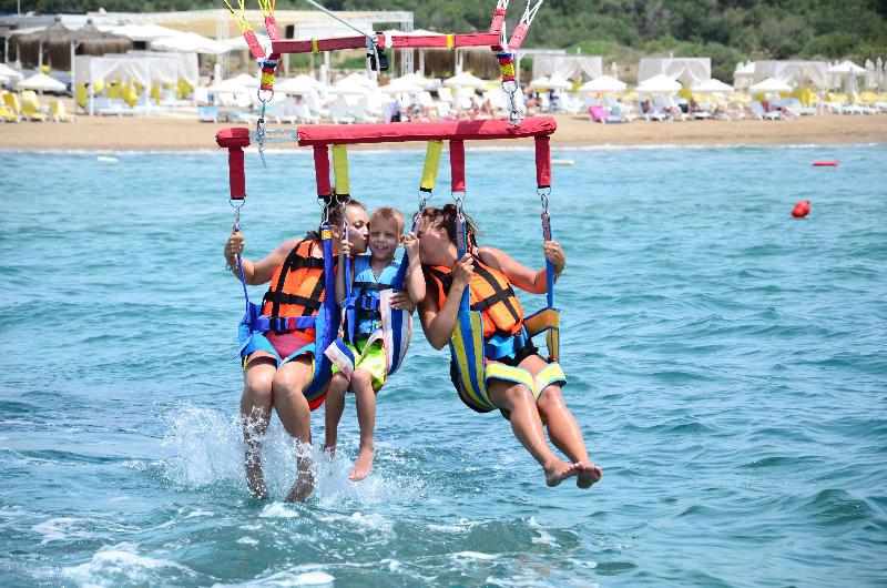 The Sansa Hotel & Spa