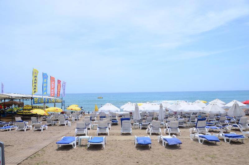 The Sansa Hotel & Spa