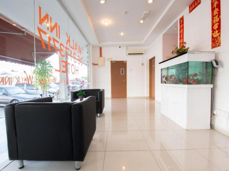 Oyo 582 Hotel Walk Inn