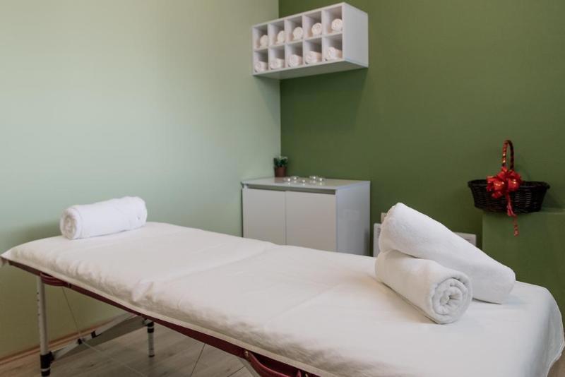 Crnogorska Kuca Hotel  Podgorica